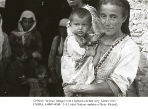Refugjat Çam nena me foshnjen
