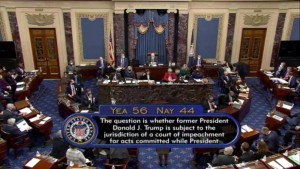 Senat votes impeachment