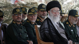 BE vendos sanksione ndaj -rojeve revolucionare-që raportojnë te lideri i republikës Ali Khamenei -i dyti nga e djathta