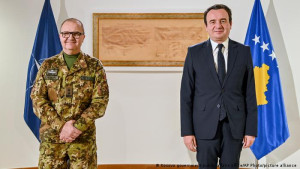 Albin Kurti dhe komandanti i Forcave paqeruajtëse të NATO-s në Kosovë, Angelo Michele Ristuccia